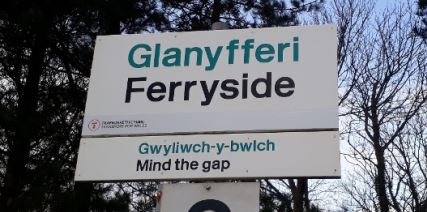 Ferryside station sign
